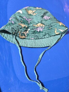 UVSkinz Reversible Dinosaur Pattern Green Sun Hat with Strings 3T Toddler Boys
